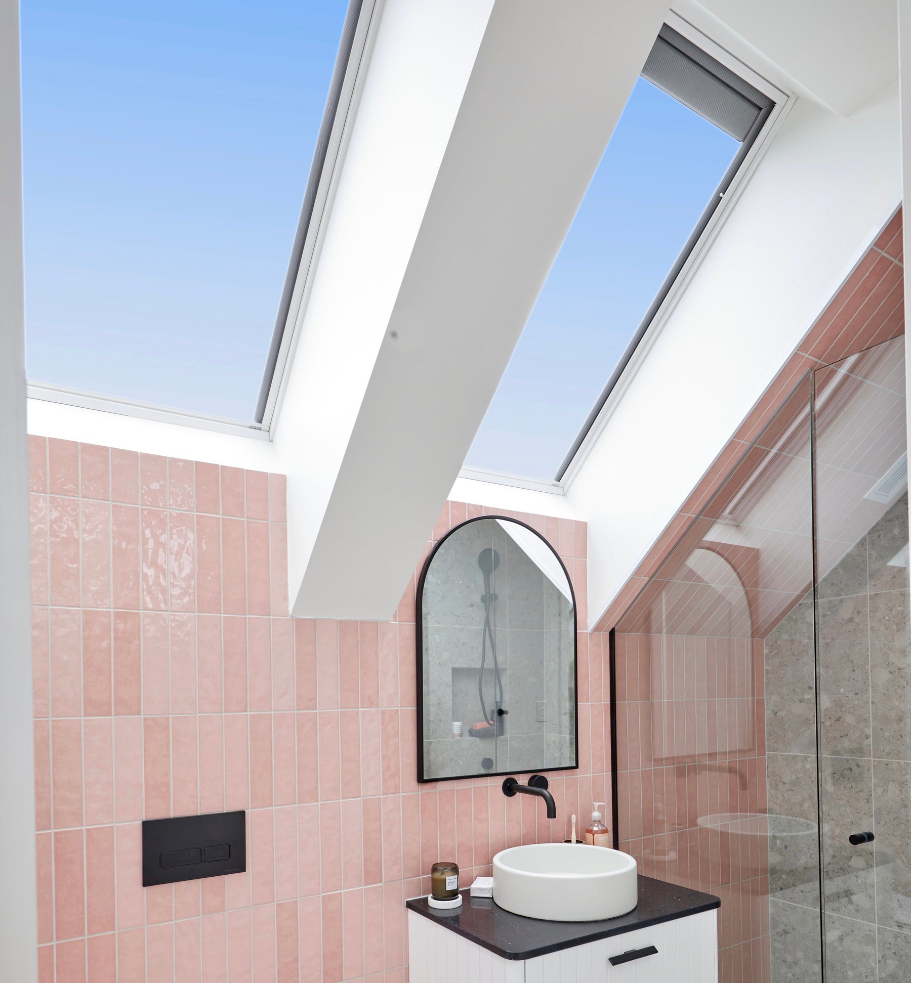 The Benefits of Skylights in your Bathroom